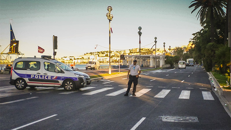 [Dossier] Attentat de Nice : Les médias entre indécence et propagande