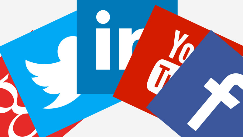 Présidentielle : les réseaux sociaux sont-ils en train de détrôner les médias ?