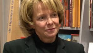 Hollande place une camarade de l’ENA à la tête du CNC