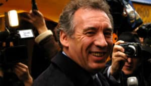 Maïtena Biraben refuse de donner son salaire à Bayrou