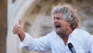 Italie : Beppe Grillo demande le boycott des journaux qui désinforment