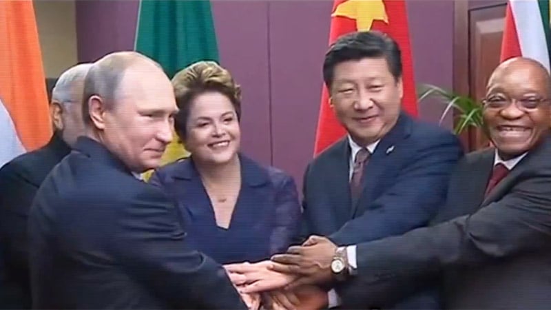 La « solitude » de Poutine au dernier G20 selon le Petit Journal