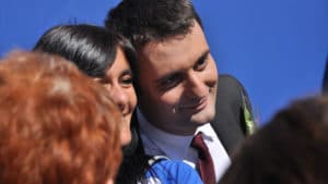 Closer "dévoile" l'homosexualité de Florian Philippot