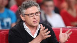 Quand Michel Onfray dénonce la schizophrénie des médias de masse…