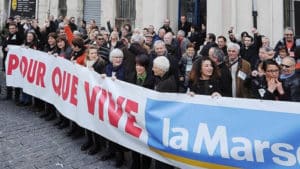 La Marseillaise restera communiste
