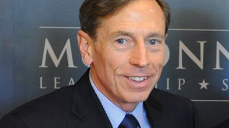 David Petraeus : ex-chef de la CIA, nouveau magnat des médias en Europe de l’Est. Première partie