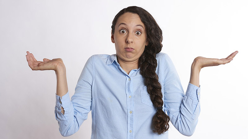 Qui sont… ? La question pavlovienne des médias officiels