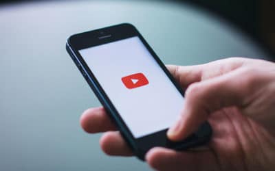 Censure : les « vérificateurs des faits » demandent à YouTube de prendre des mesures « contre la désinformation »
