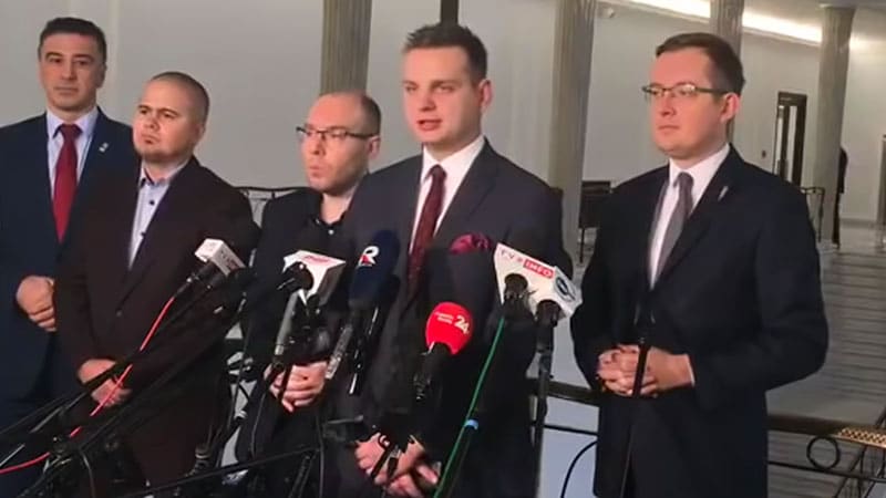 Le gouvernement et le parlement polonais saisis de la question de la censure par les médias sociaux américains