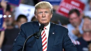 Les médias américains : la Super-Classe va-t-elle accoucher d’une candidature « de salut public » ?