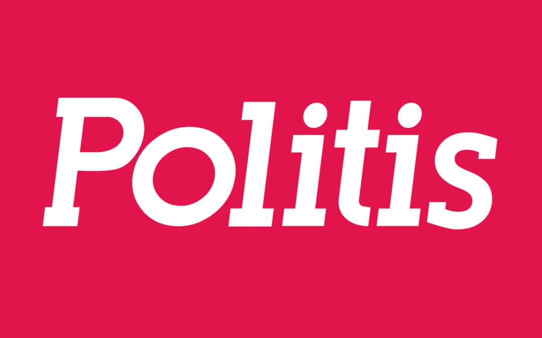 Politis use vite ses directeurs