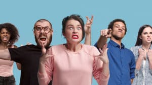 Dans les médias et la société, la vague de colère citoyenne contre la délinquance et l’insécurité monte