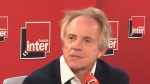 Départ d’Hervé Gattegno au JDD et à Paris Match, début de l’ère Bolloré ?