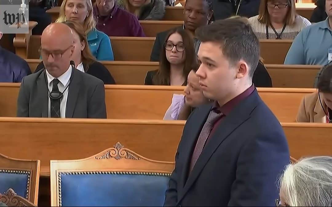 Kyle Rittenhouse acquitté, les médias de grand chemin américains en porte-à-faux