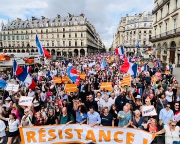 Manifestation à Paris contre la hausse des prix et les rationnements : LCI en flagrant déni de réalité