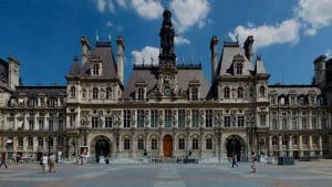 Anne Hidalgo recrute chez RSF