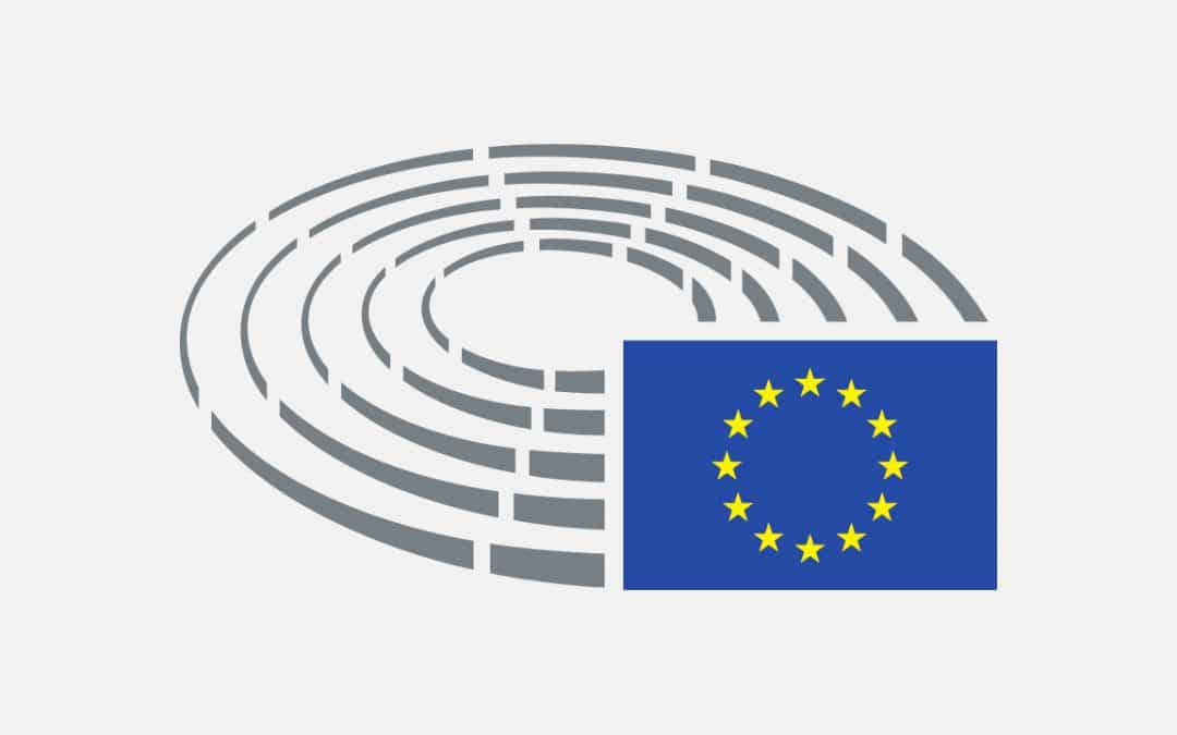 Une loi pour protéger les journalistes et la liberté de la presse, votée contre la Hongrie, utilisable en France&nbsp;?