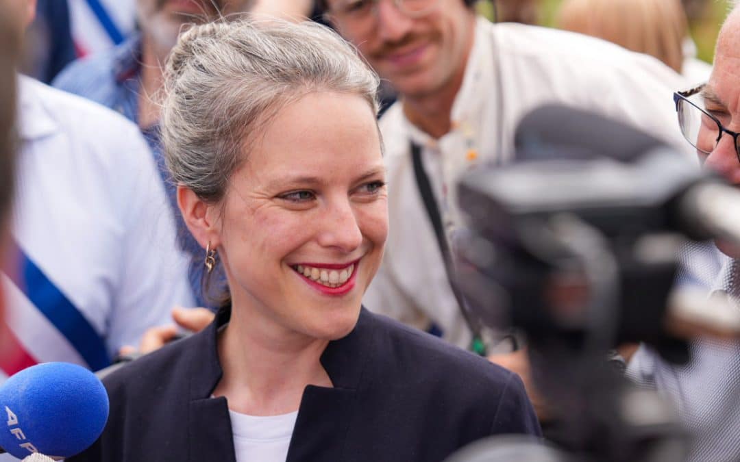 Lucie Castets et Daniel Schneidermann sont dans un bateau