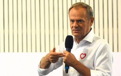 Le premier ministre pro-UE polonais Donald Tusk bannit les médias d’opposition