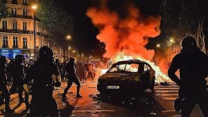 Émeutes après la victoire du PSG : ce qui choque la presse