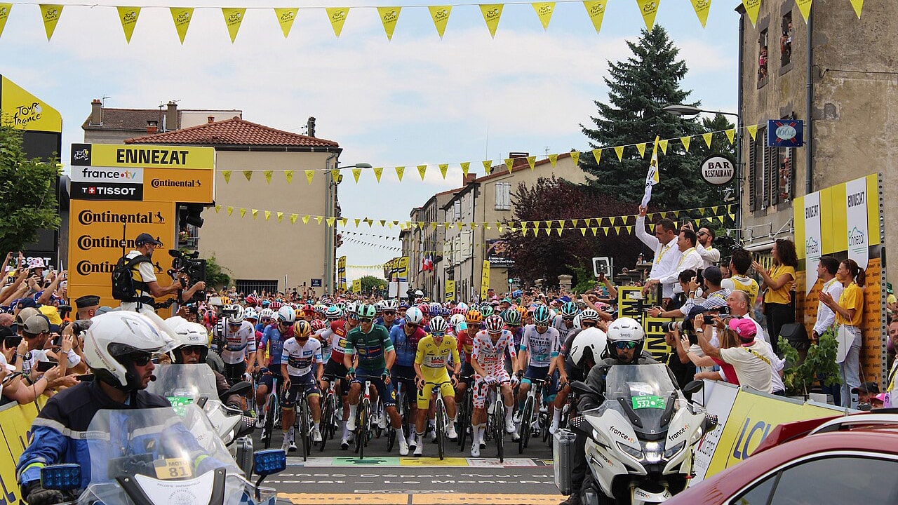 Tour de France 2025 : audiences en force, un triomphe populaire hébergé par France Télévisions