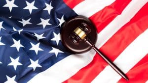 Premier jugement après plainte pour diffamation contre une IA générative aux États-Unis