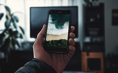 Le smartphone détrône la télévision : une révolution des habitudes médiatiques&nbsp;